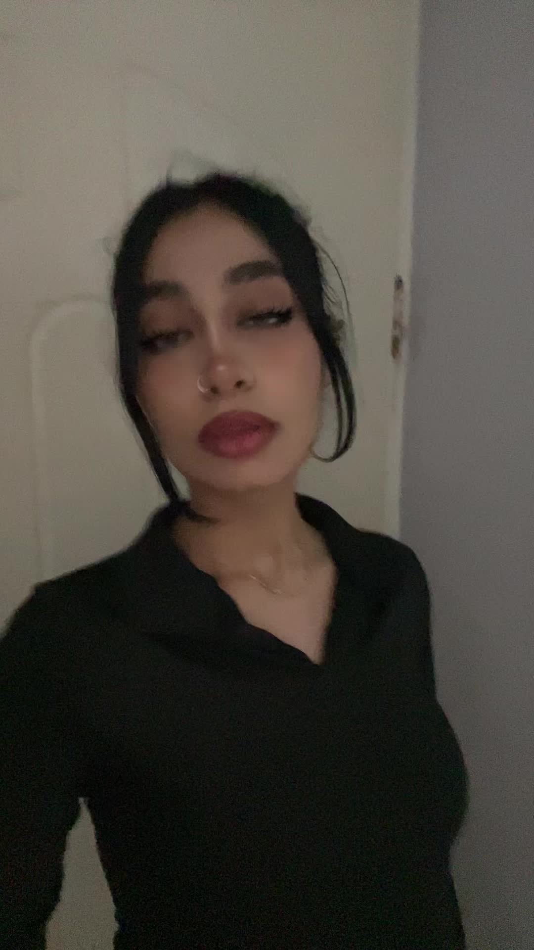 @Donyaaaa