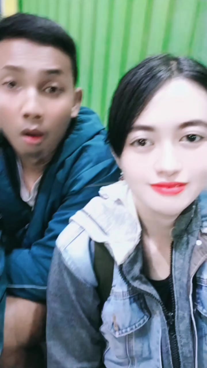@Yuni Sy7
