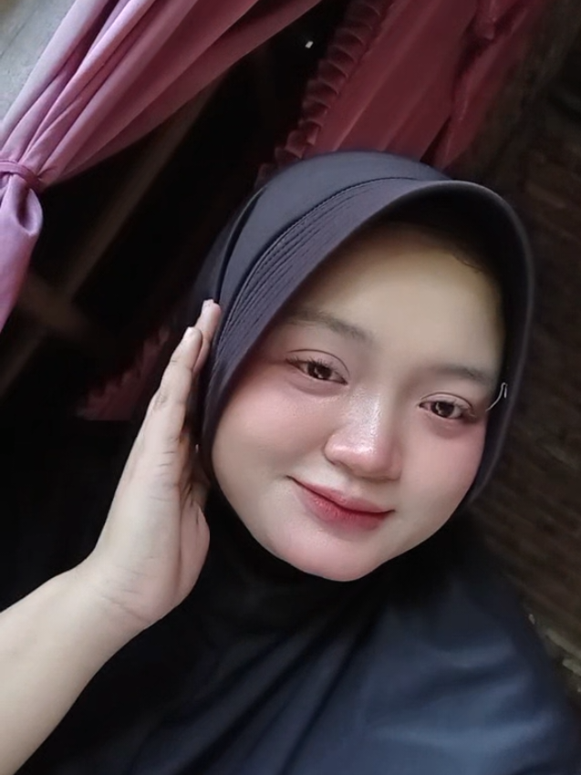@โ. ๐หเฟ ๐๐จ๐ง๐ฒ๐๐ ๐๐หโ