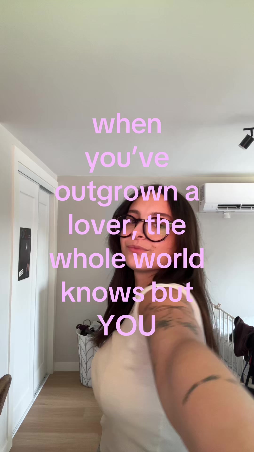 @ella โ