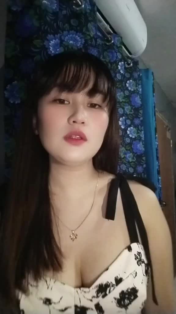 @CandyMae🍬