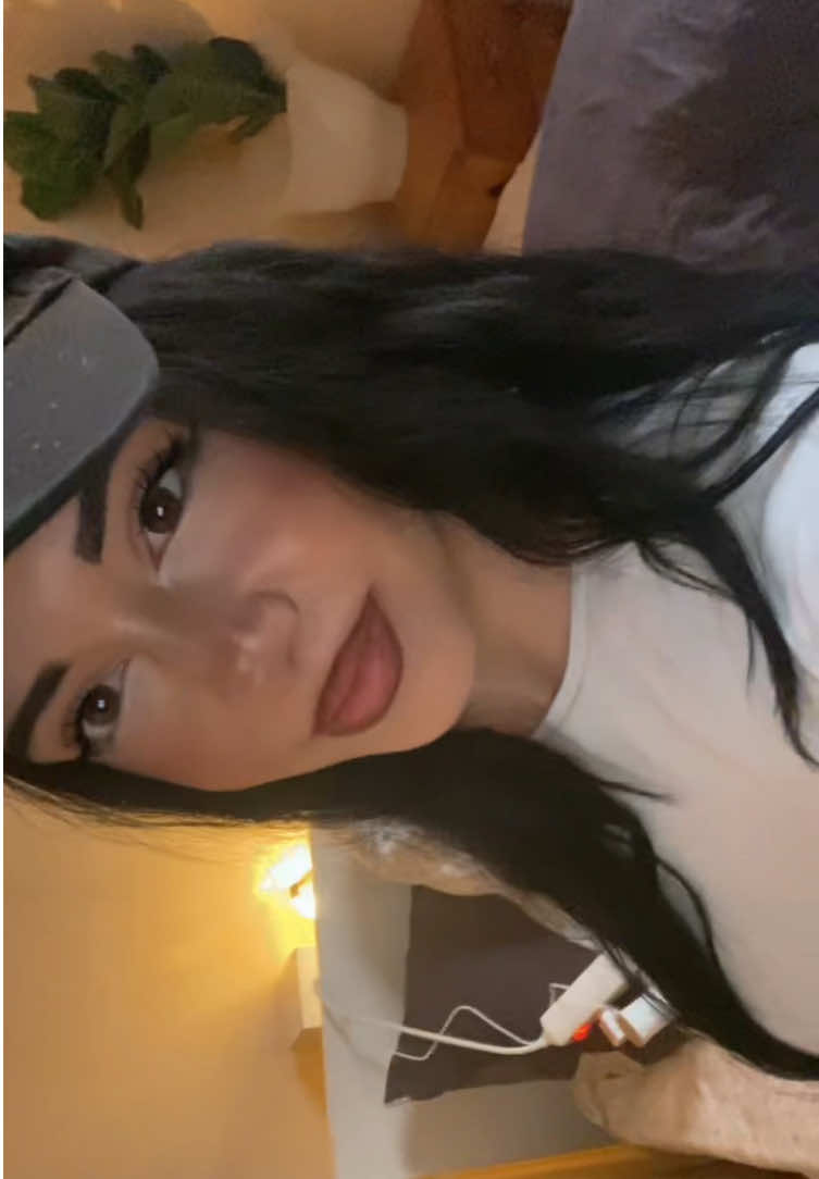 @𝐀𝐝𝐧𝐚𝐧𝐚 🍸