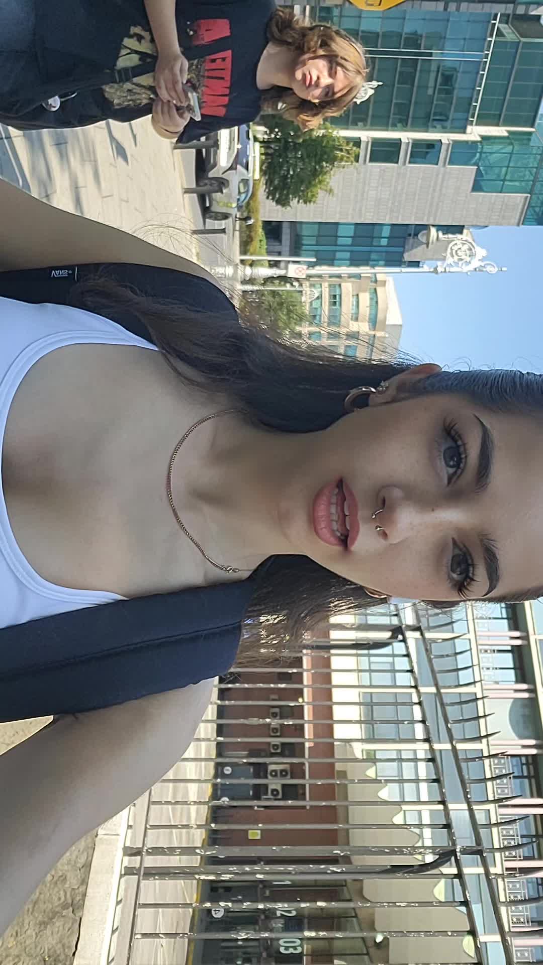 @Elvira 🇺🇦🇮🇪