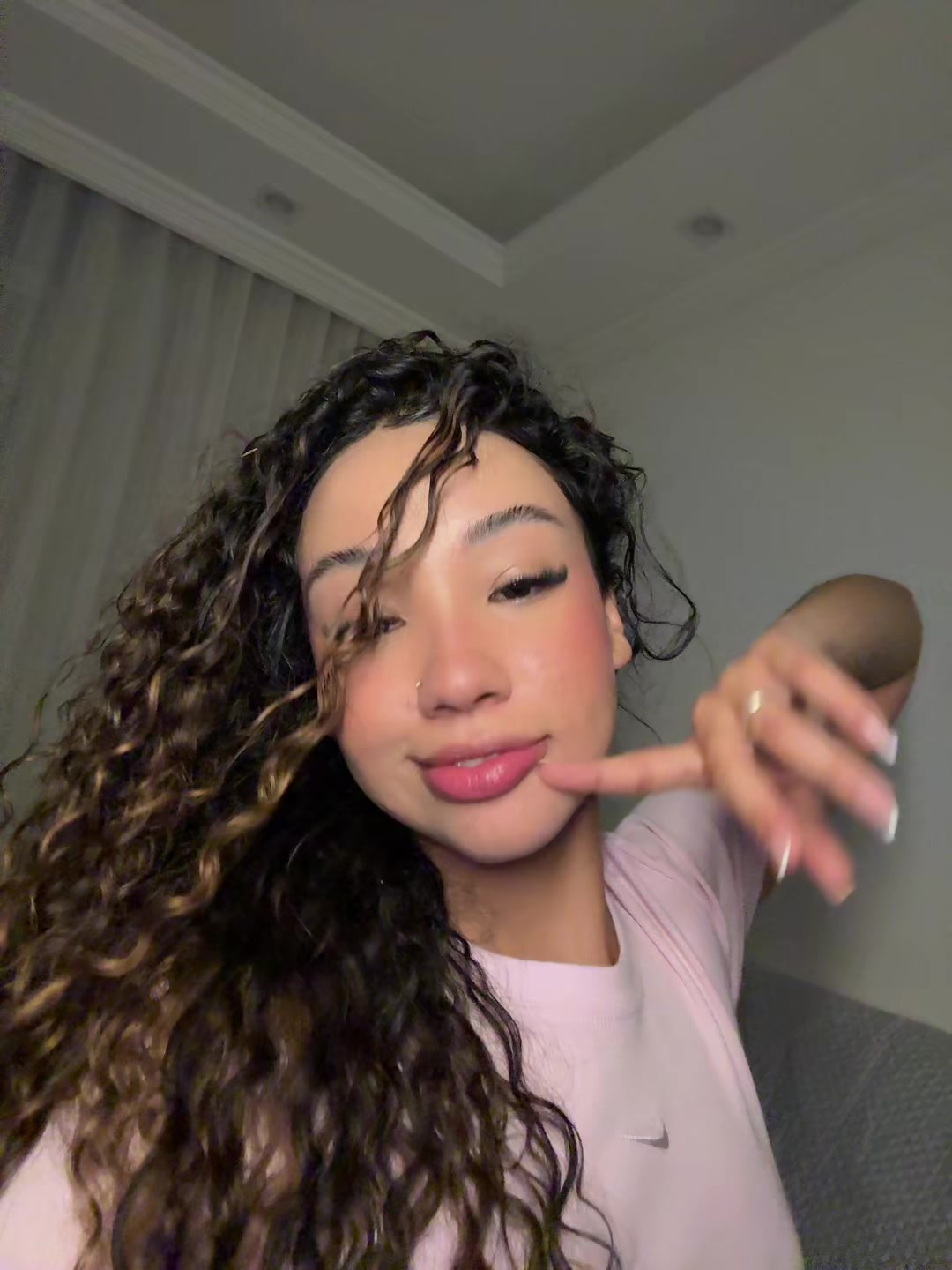 @Ana
