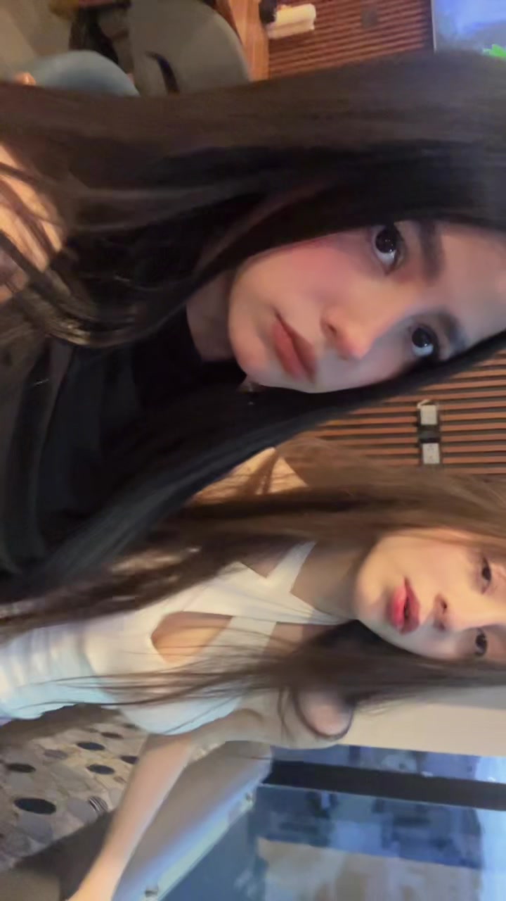 @𝐌𝐞𝐥𝐚𝐧𝐲