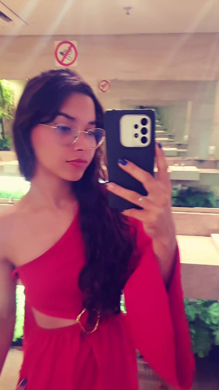 @Tatiely Lopes