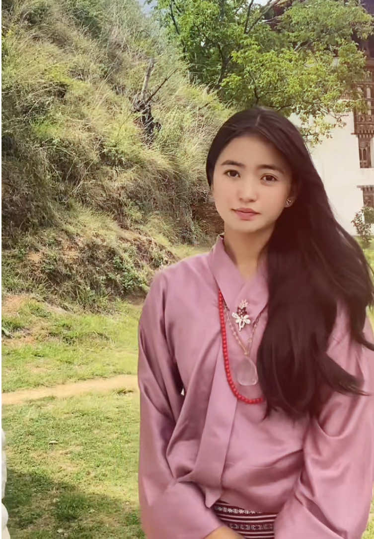 @𝓣sh❀k Mꨄ︎