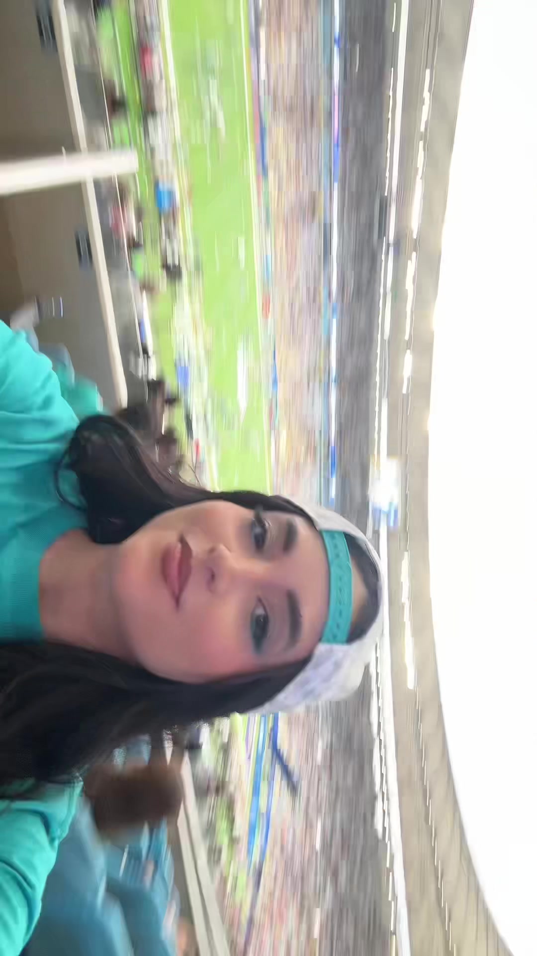 @thaylisepivato