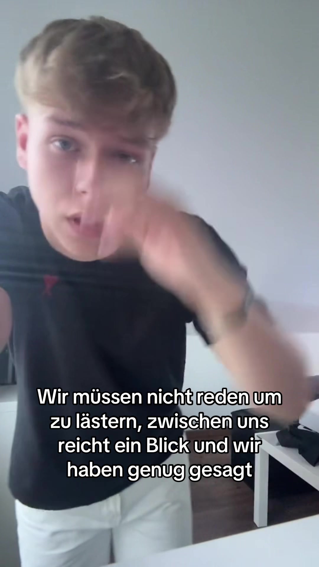 @💫