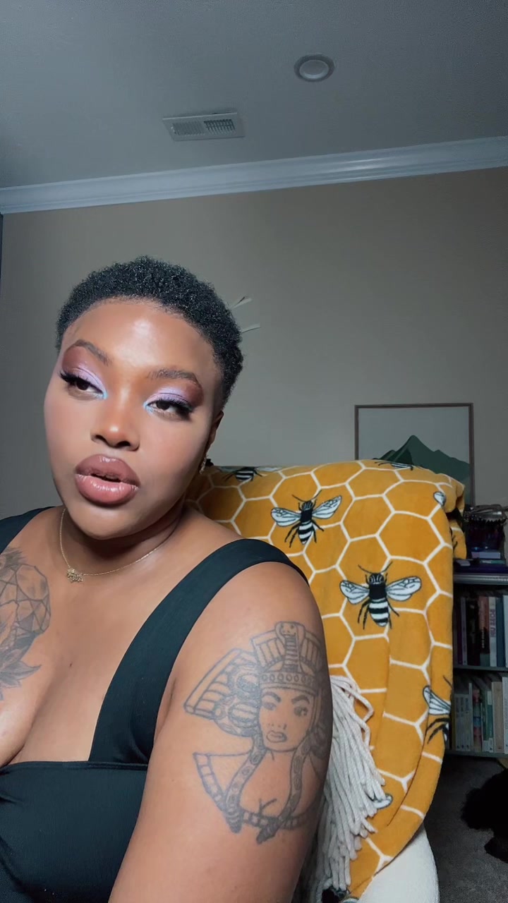 @SenaSynClair