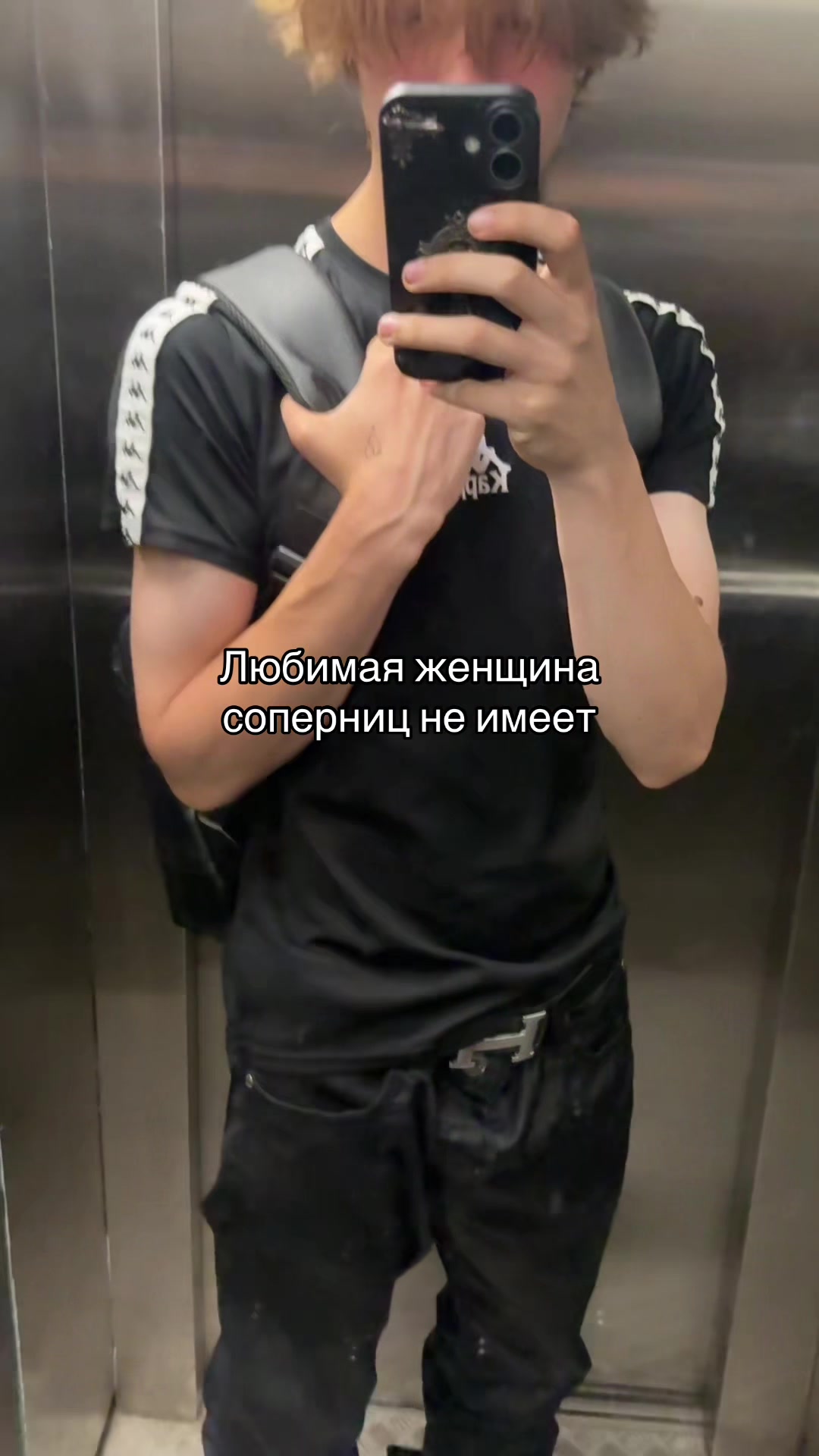 @тут владик 👋🏻