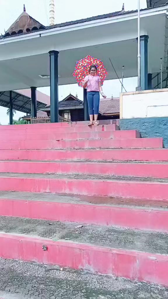 @💜🤍🎤🧿 MahimaMahesh 🧿🎤🤍💜