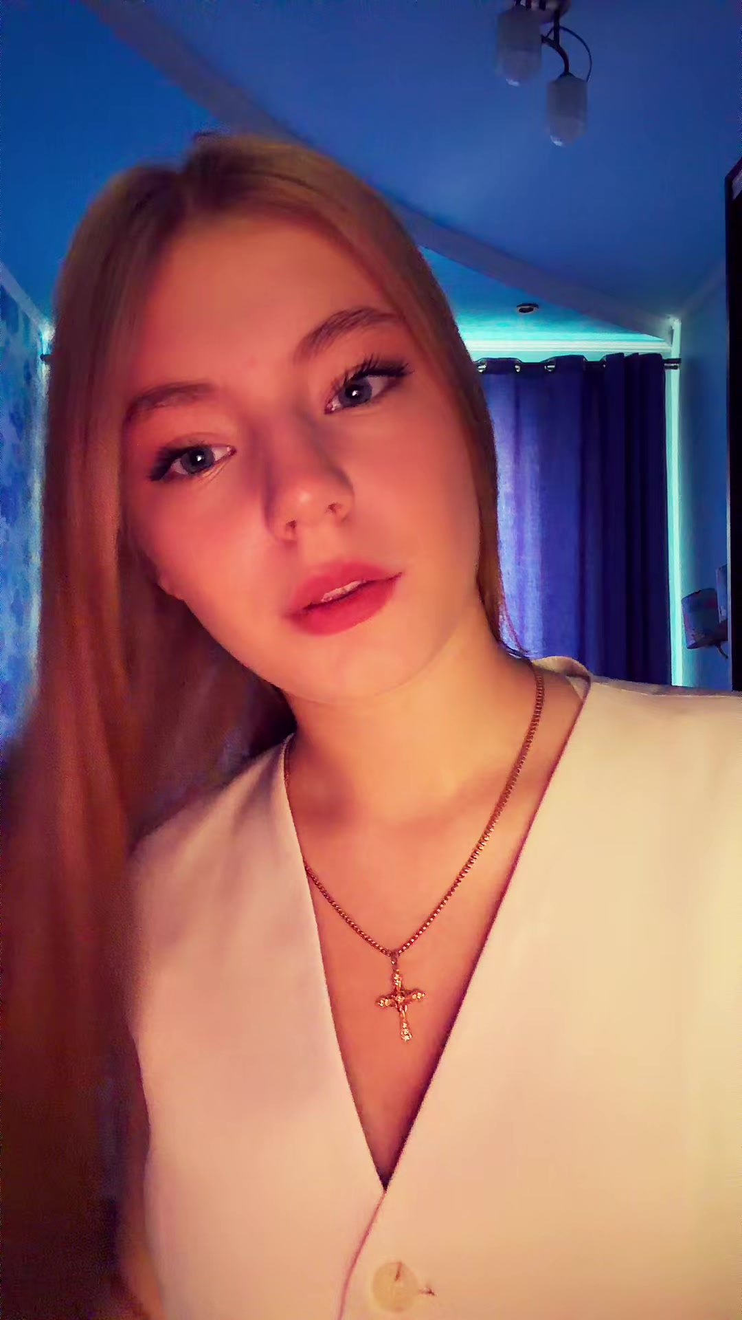 @Вікторія