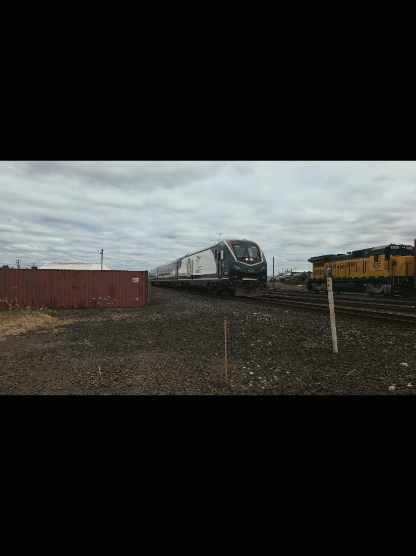 @railfan_parker