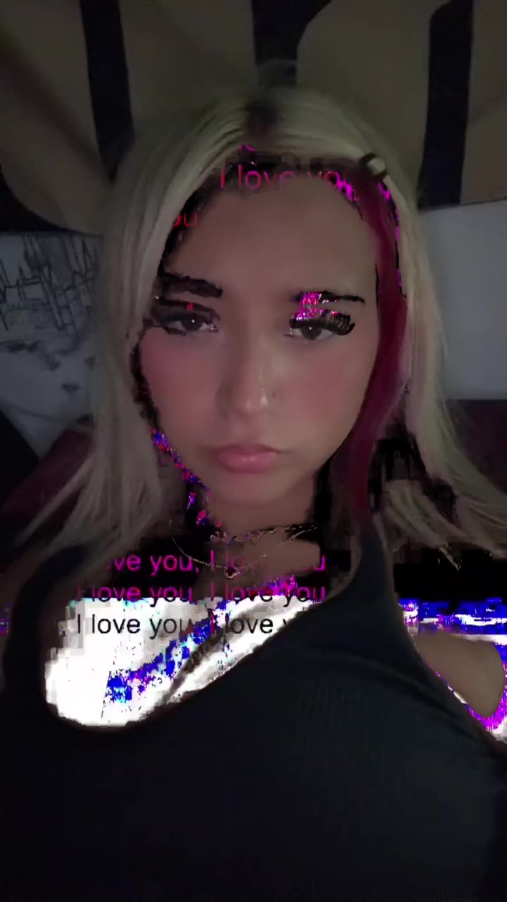 @⃟