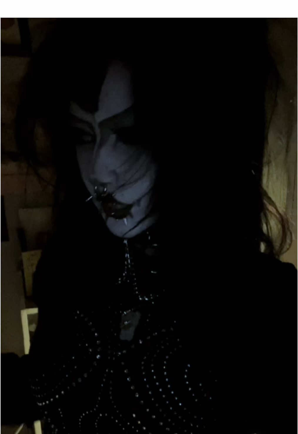 @༺🕷𖤐𝕽𝖔𝖇𝖇𝖘 𝖂𝖎𝖋𝖊𖤐🕷༻