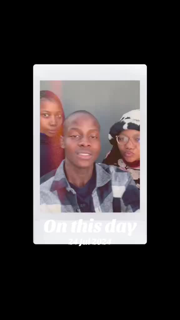 @Charmaine Zinhle 🍒