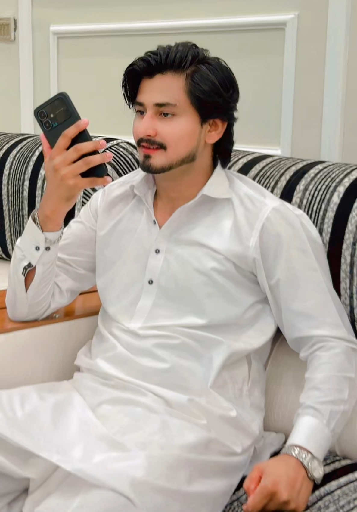 @وقاص روہی والا