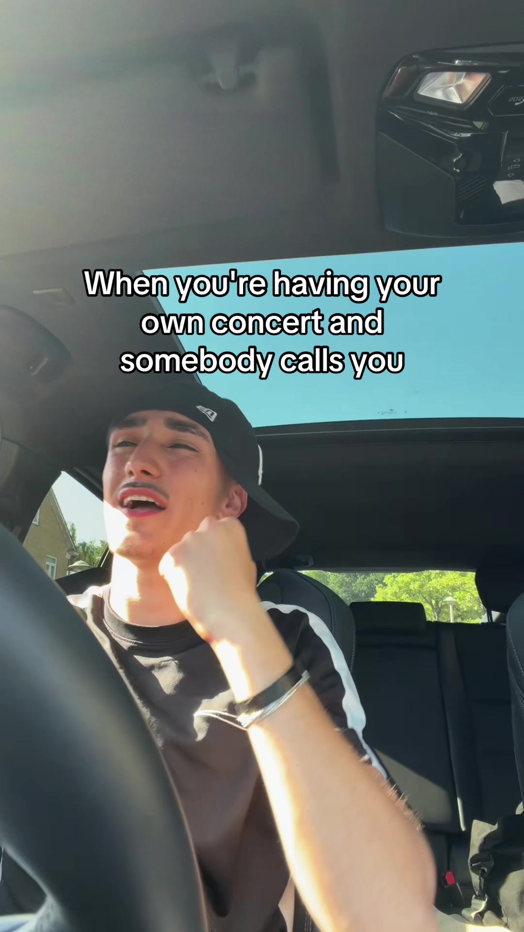 @𝓤𝔃𝔃𝓲シ