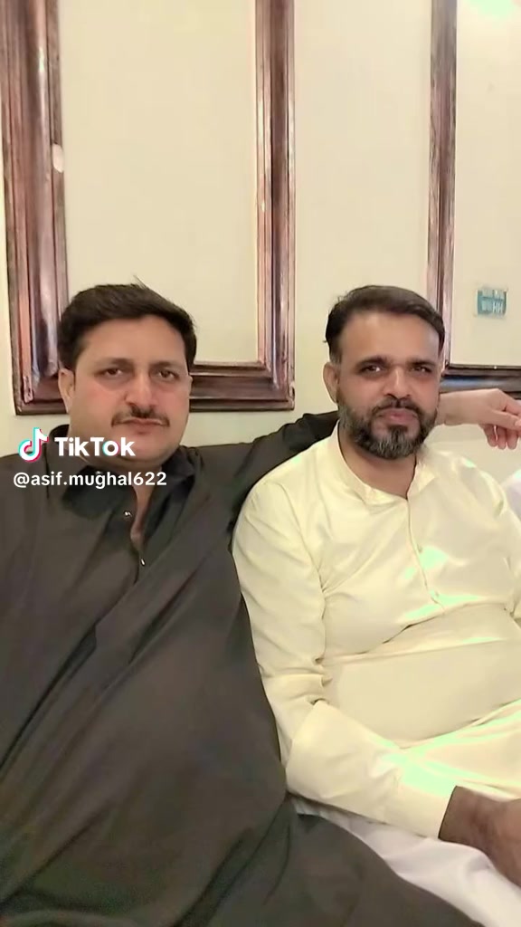 @چوہدری حُسنین گُجر