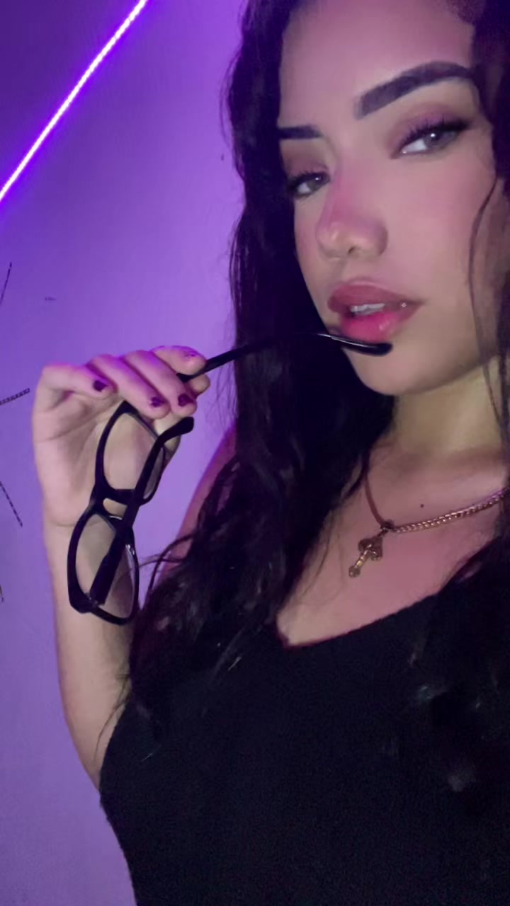 @𝒮