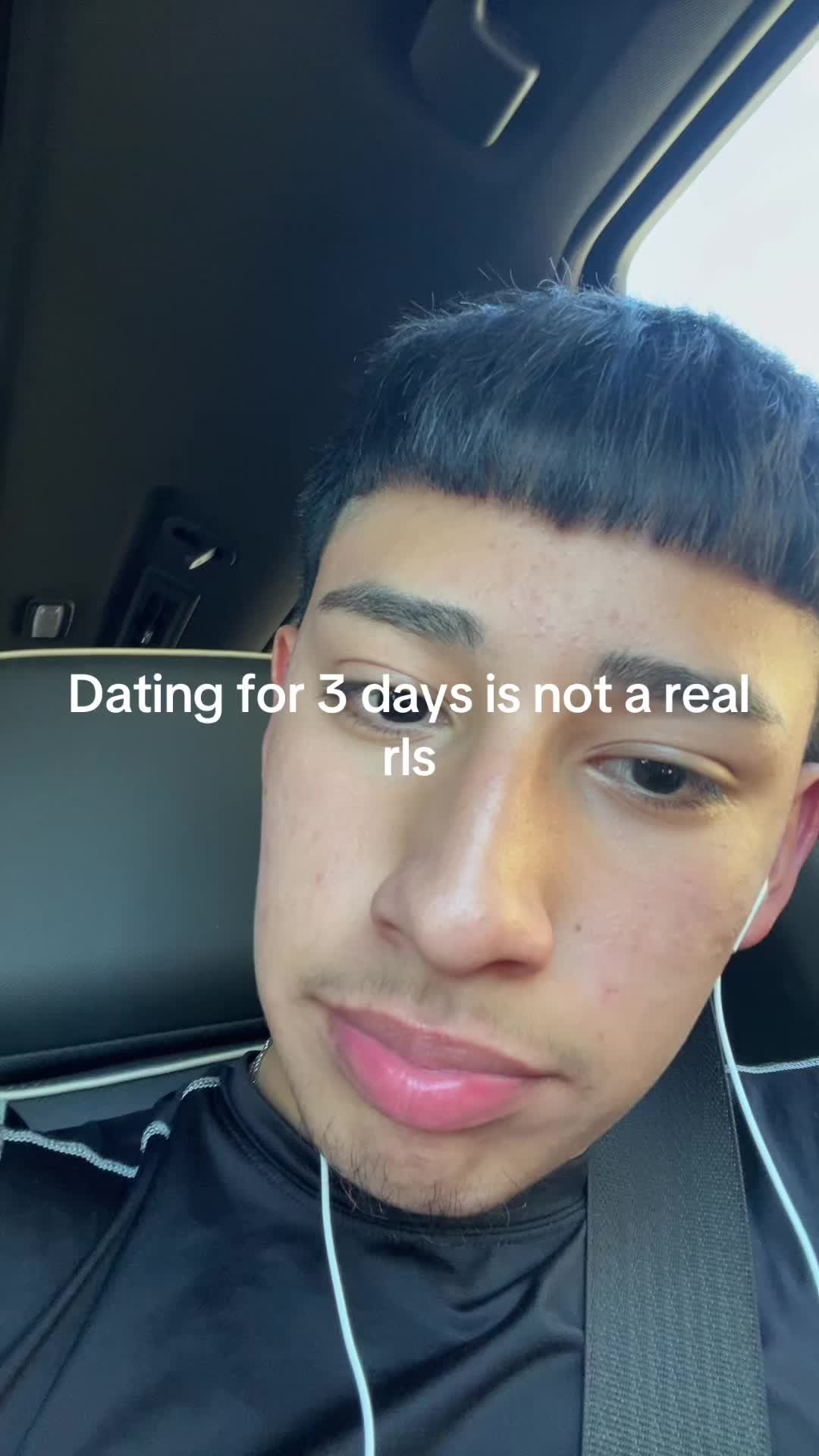 @￼