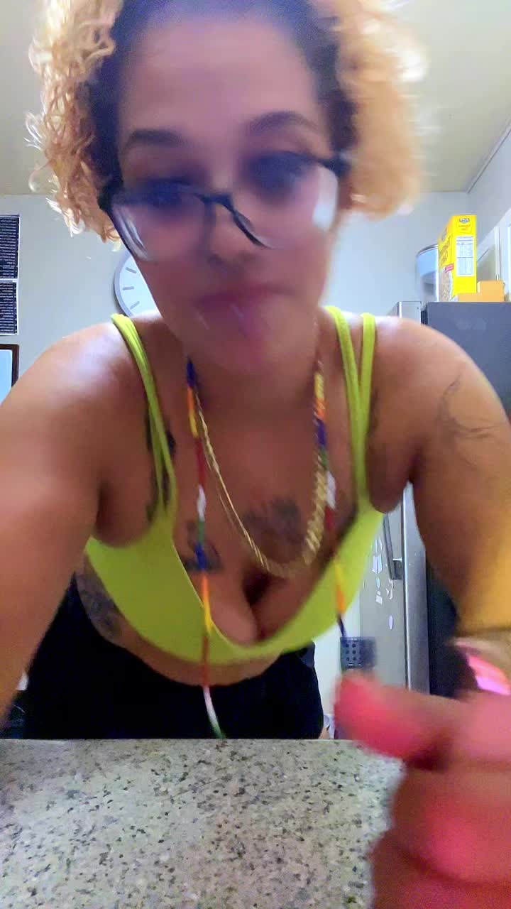 @bisexua1983