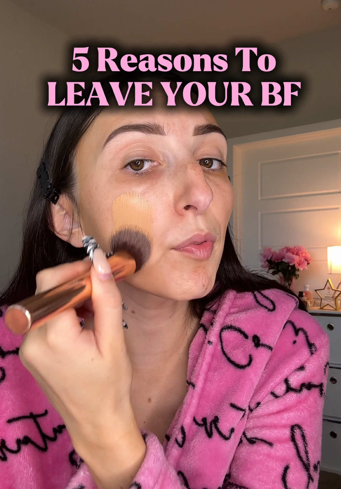 @ItsAlexisSimone