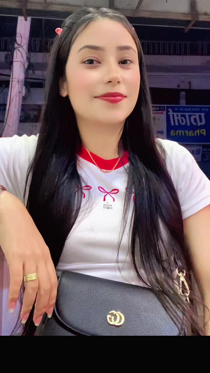 @Call Mee Sister..👩⚕️❤️