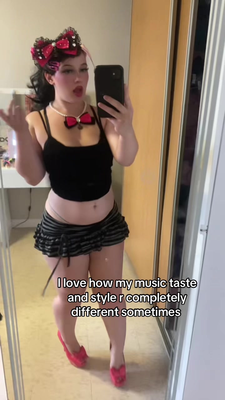 @Bee