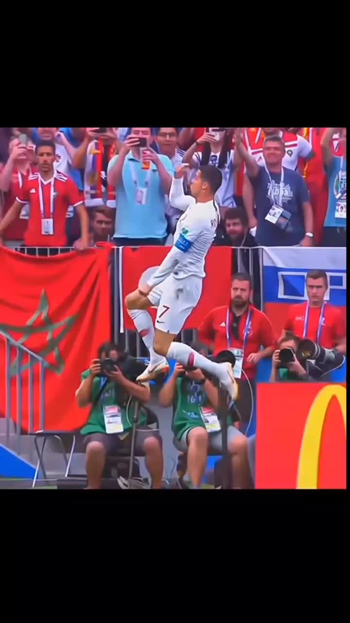 @CR7 Lovers