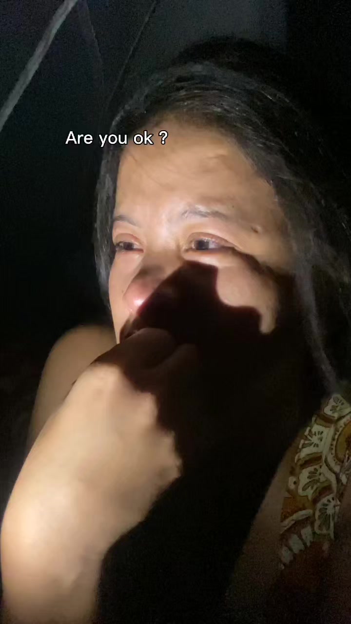 @Ms. Linda