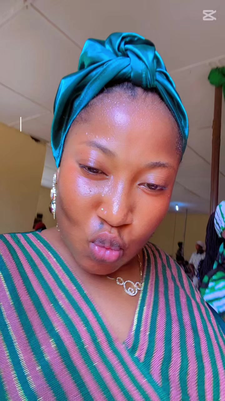 @💐TEMMIE🤎