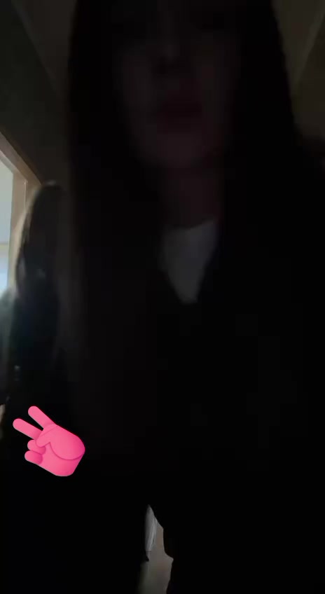 @...