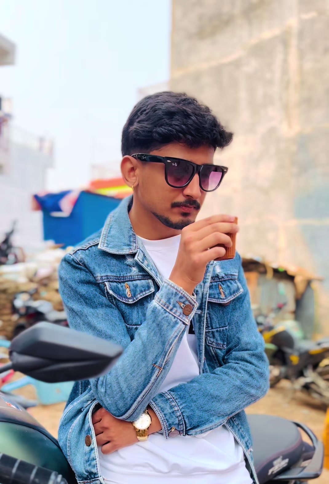 @manikdhakalofficial2