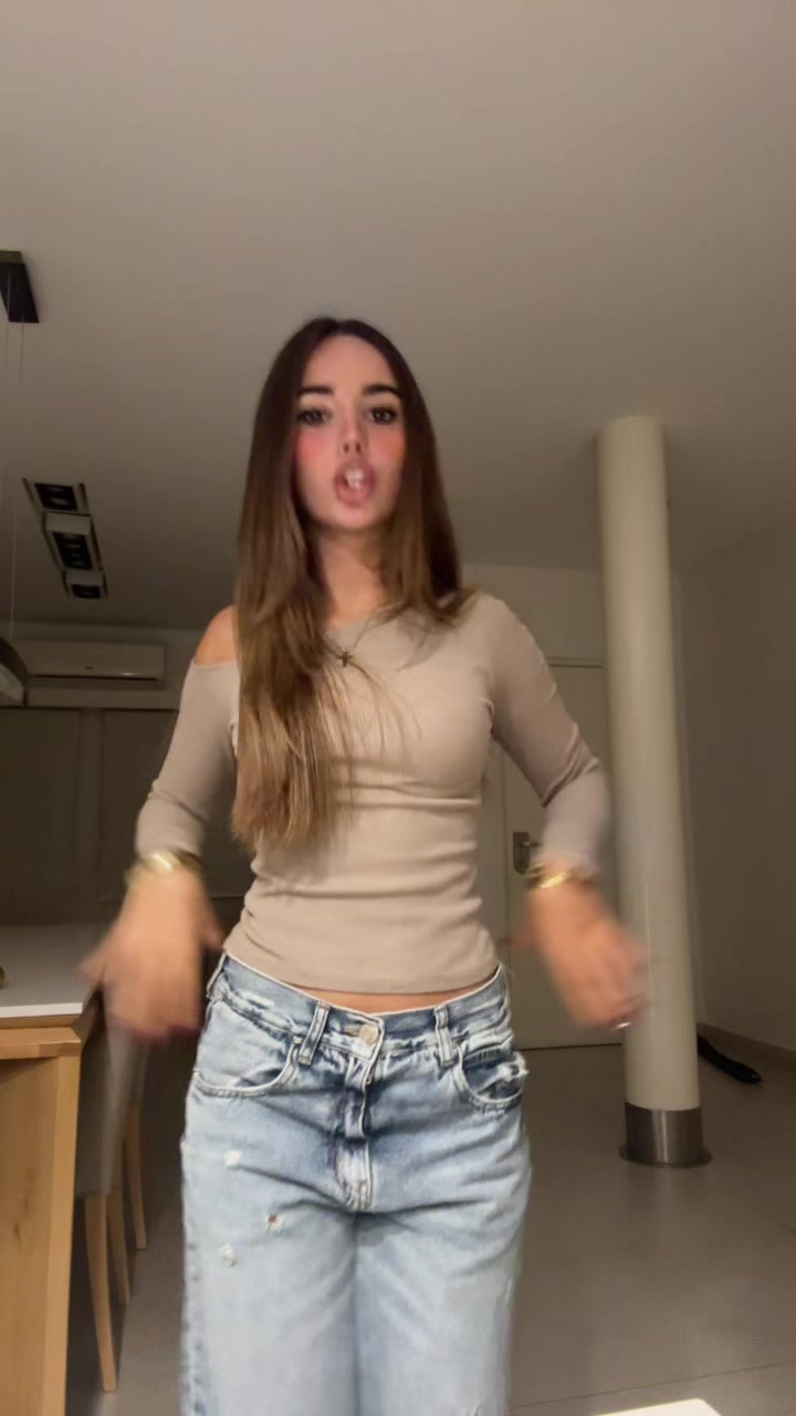 @Maiii🌙🦈