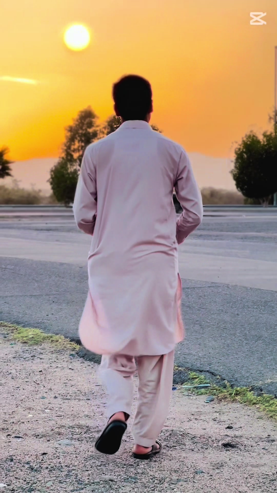 @✨𝐊&aacute;𝗺ṛꪖ𝐧  🇵🇰🇸🇦