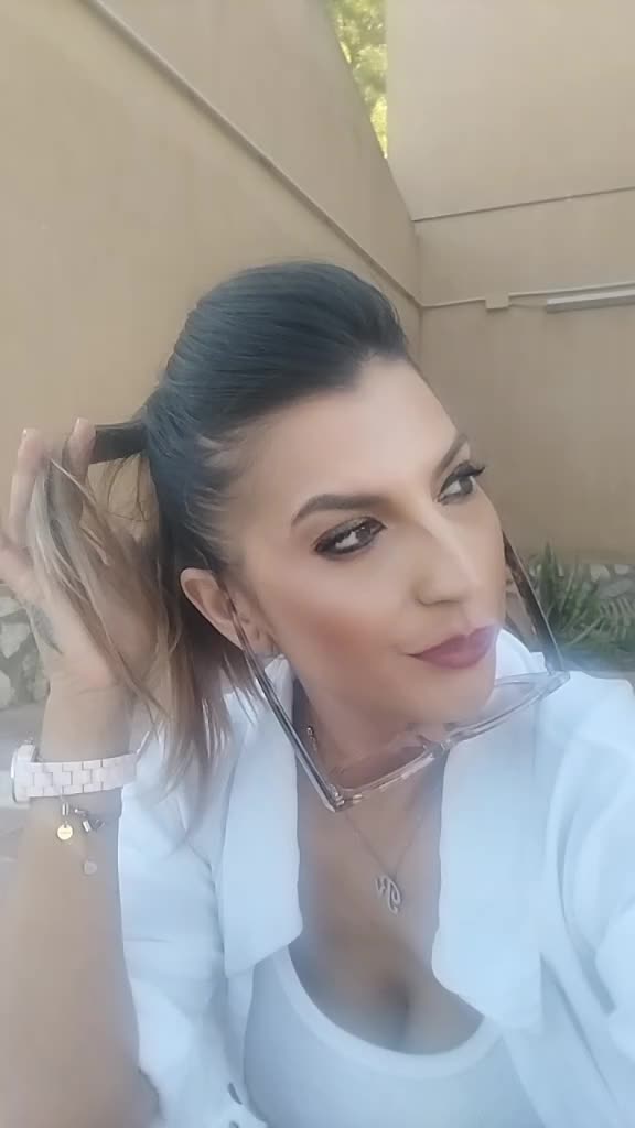 @Cristina the queen🥰
