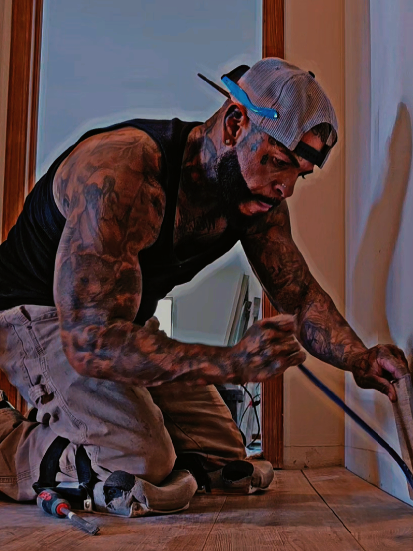 @LuckyGunz