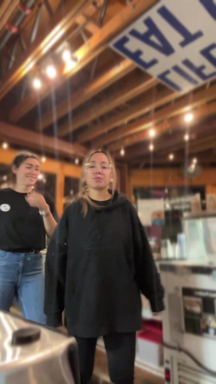 @𝙵𝚕𝚘𝚛