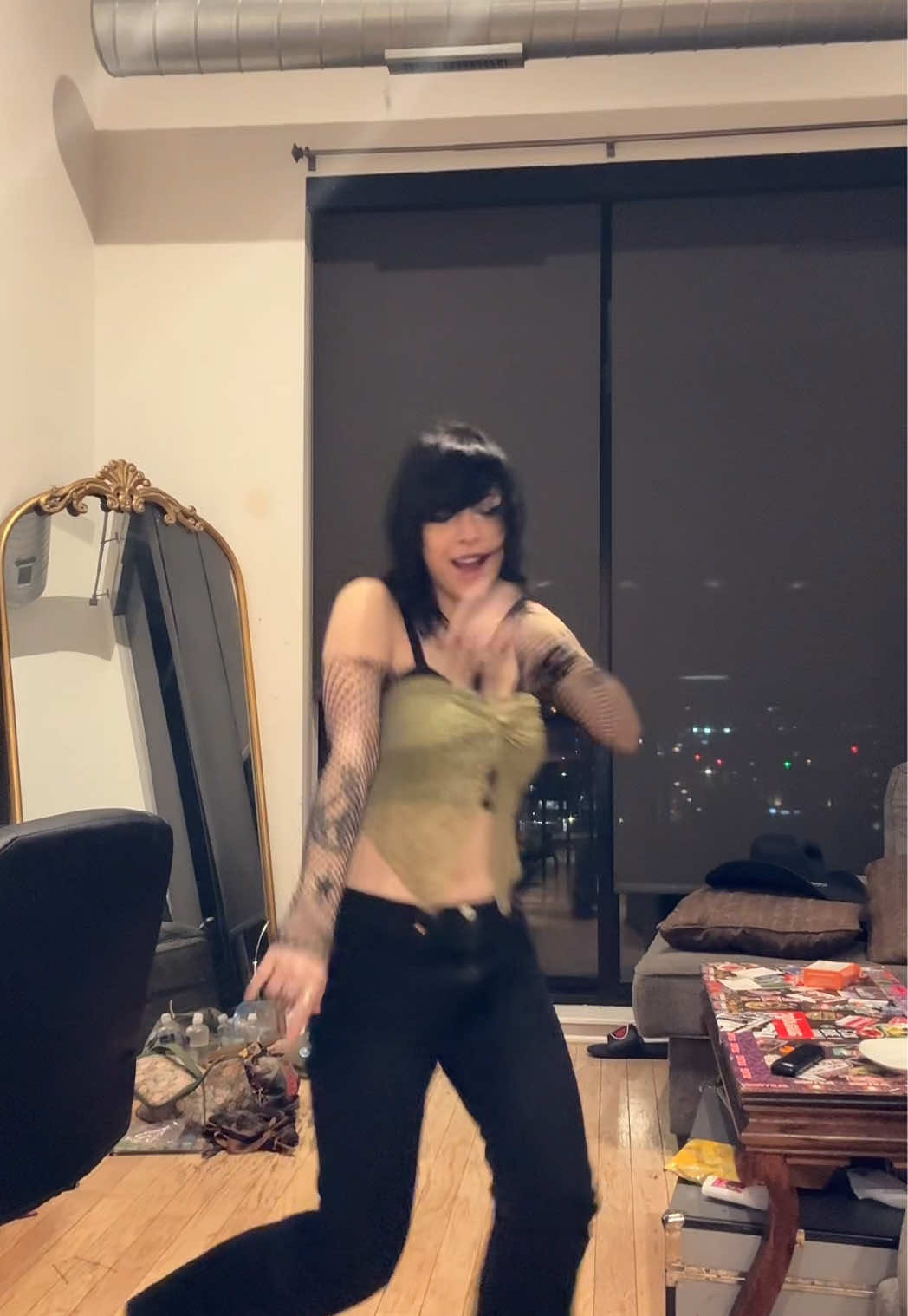 @z0mbi31uvr
