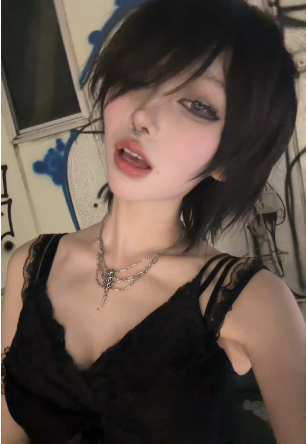 @shiina