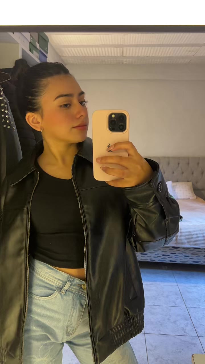 @hhiiaara