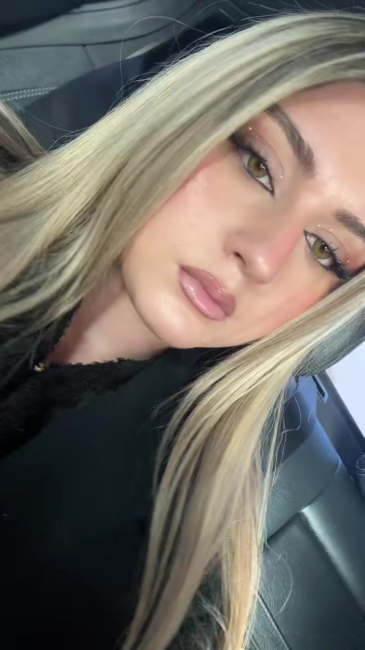 @𝐿𝒶𝓊𝓇𝒶