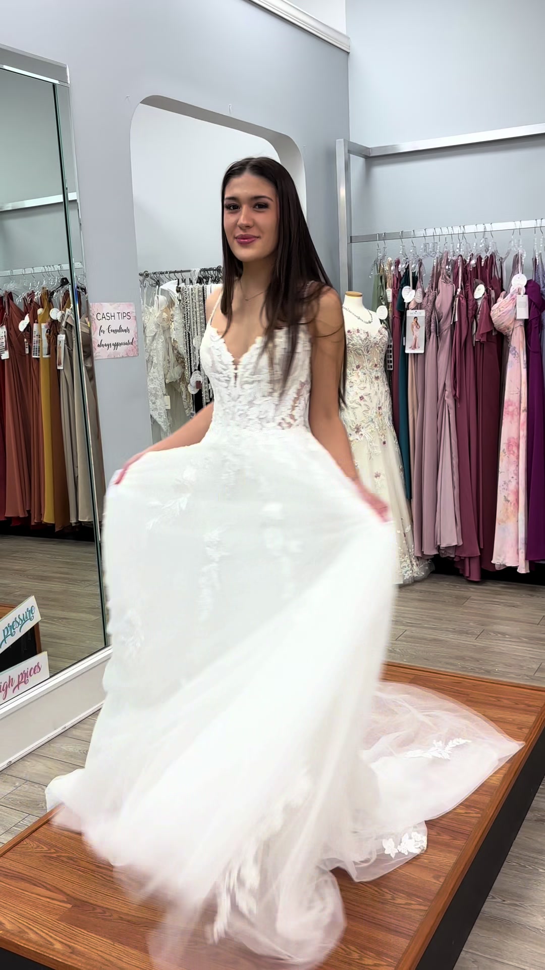 @Debra&rsquo;s Bridal Shop