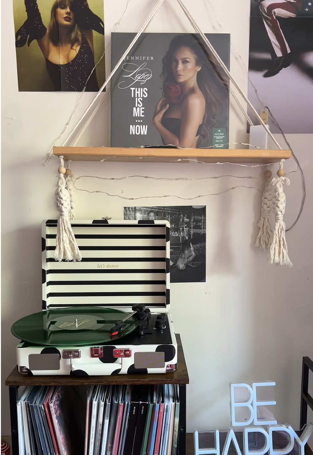@Drew’s Music Corner Unboxing