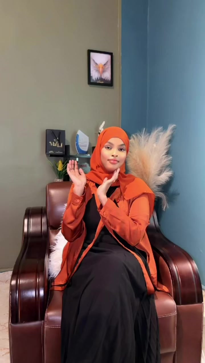 @Fadumo Riyaad