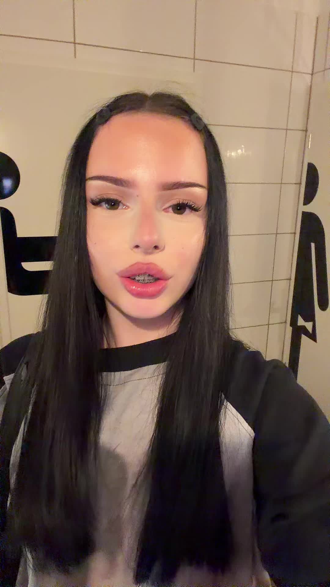 @bratzzleandra