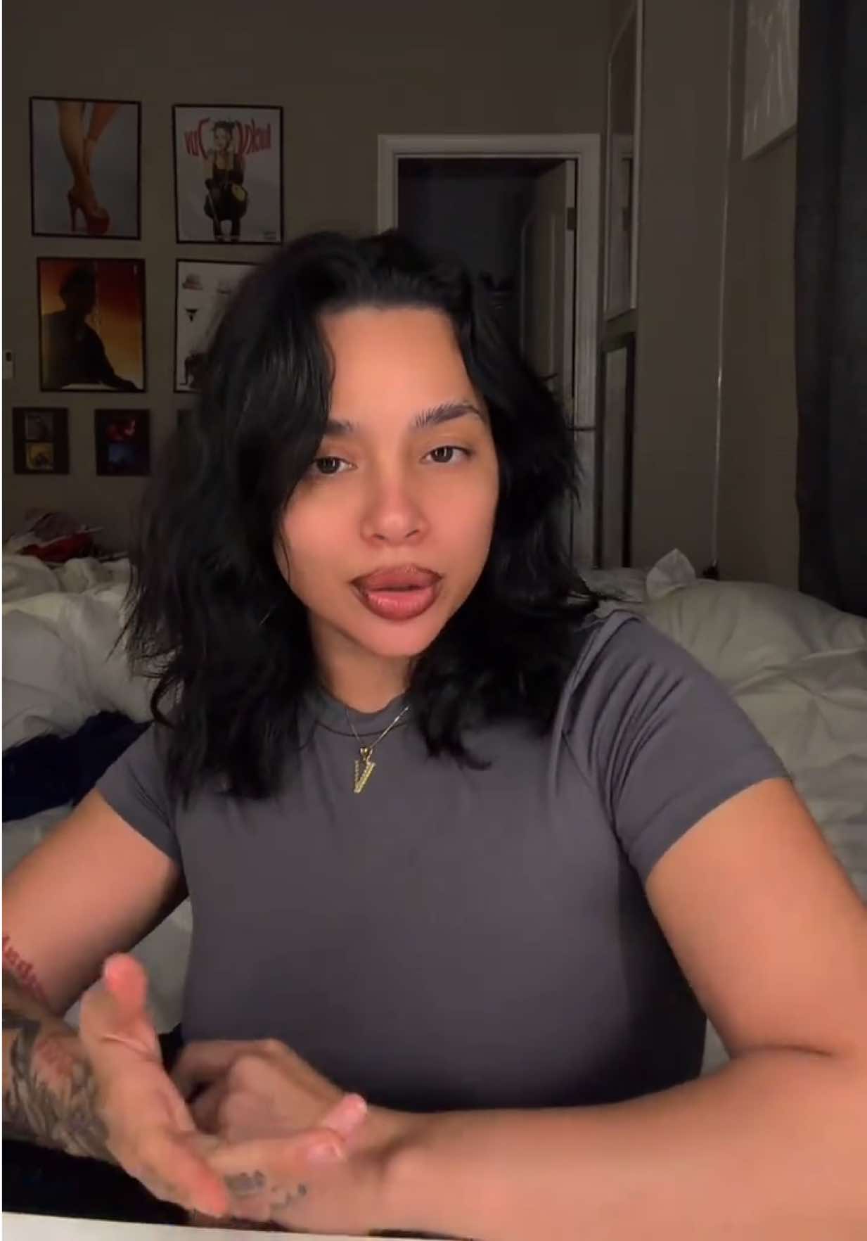 @Victoriavsqz
