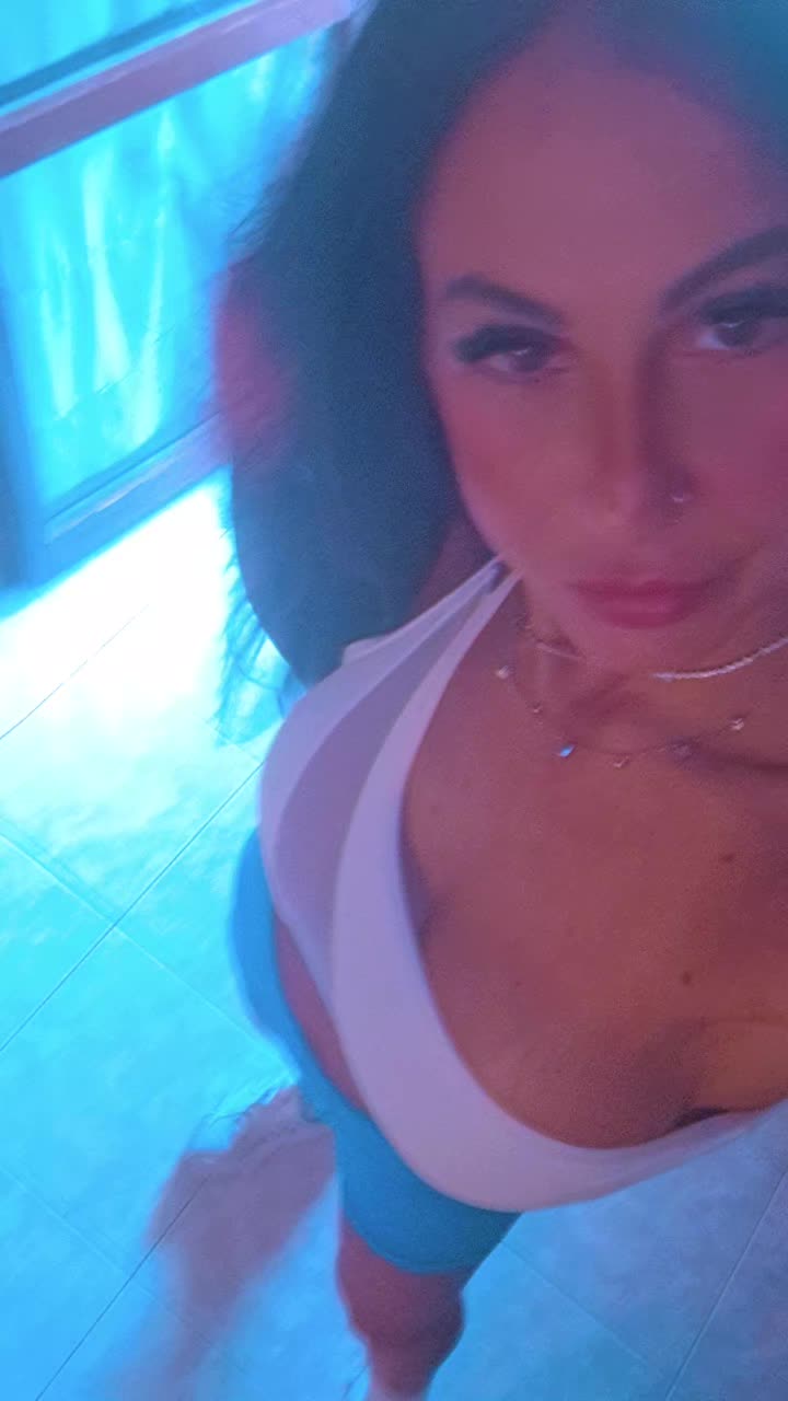 @Gabriella.ti segue
